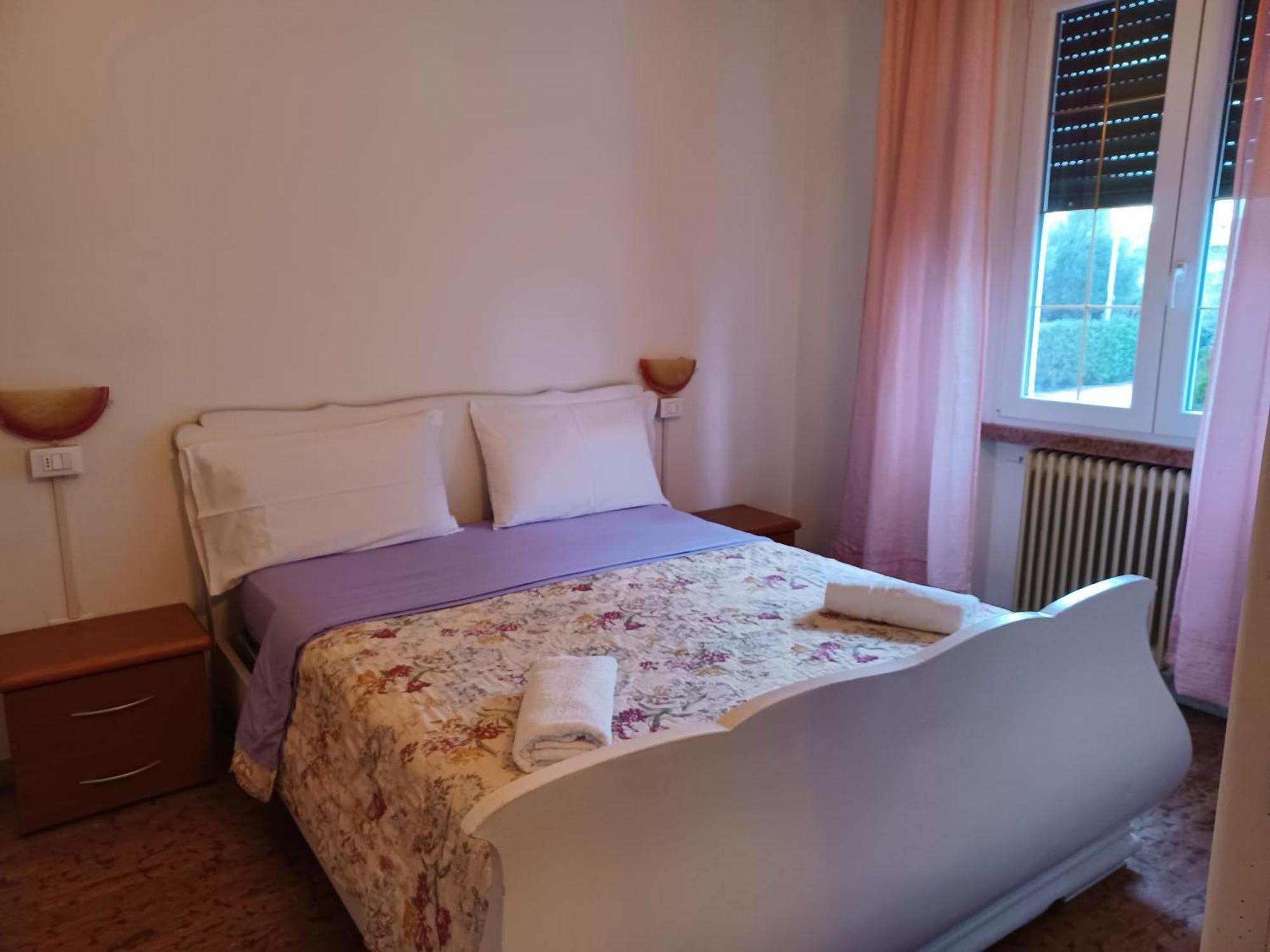 Hotel Villa Pagoda Sirmione Esterno foto